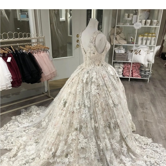 YSA Makino Size 10 lace Floral one of a kind ball gown. - Picture 7 of 16